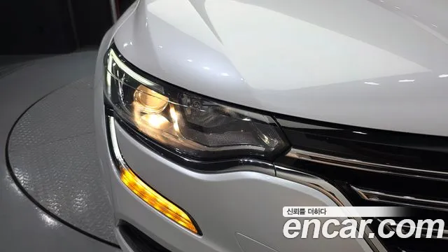 Renault SM6 2016 thumb 6