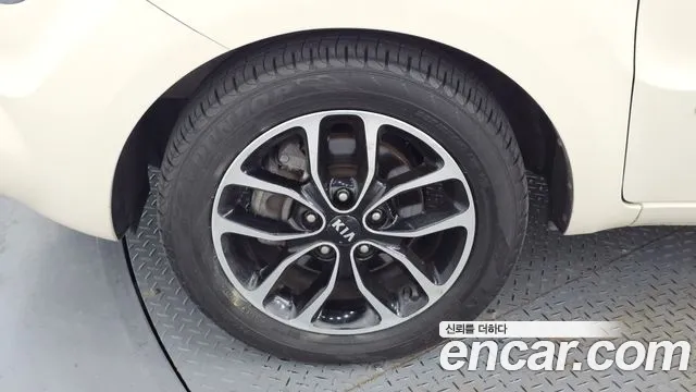 Kia Soul 2011 thumb 6