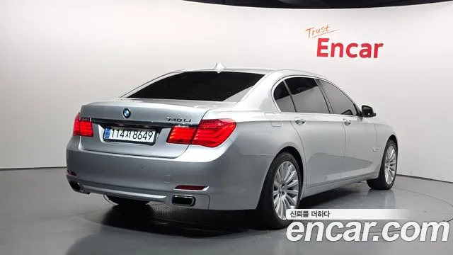 BMW 7 серии 2010 thumb 3