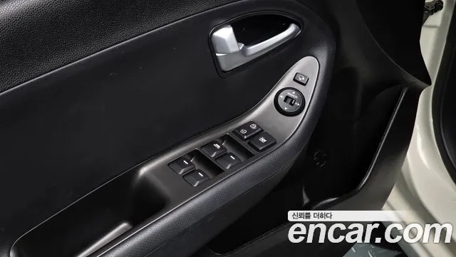 Kia Morning 2015 thumb 6