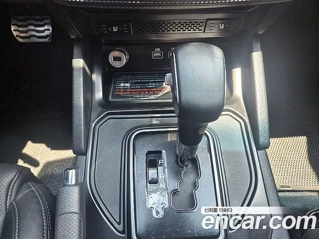 KGM Rexton 2022 thumb 8