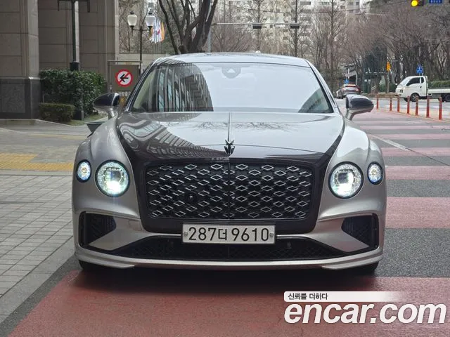 Bentley Flying Spur 2025 thumb 5