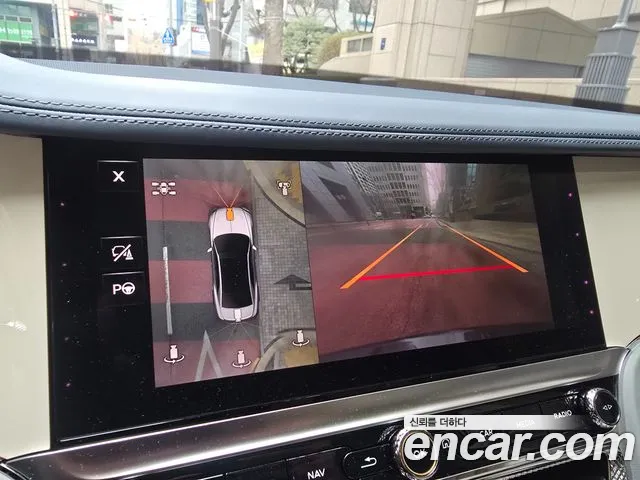 Bentley Flying Spur 2025 thumb 10