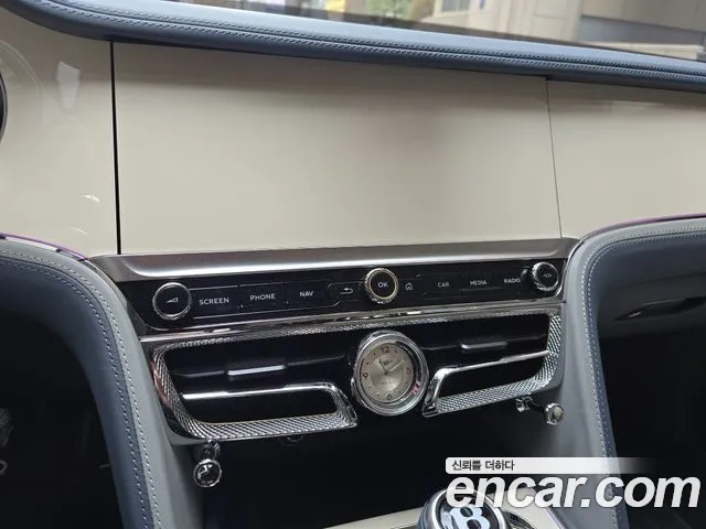Bentley Flying Spur 2025 thumb 2