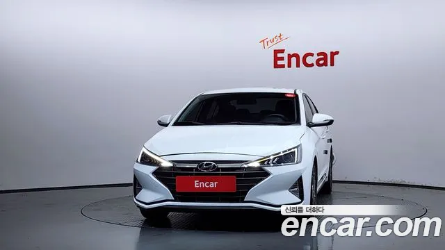 Hyundai Elantra 2019 thumb 3