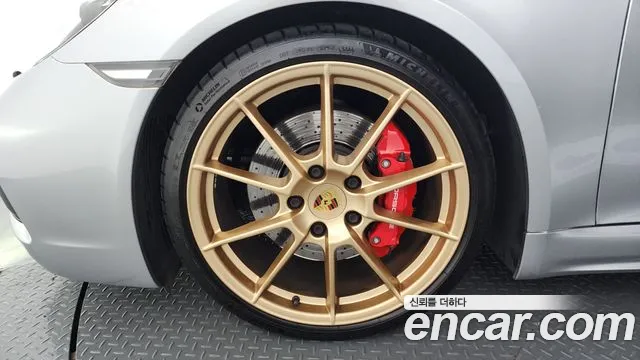 Porsche 718 Boxster 2021 thumb 8