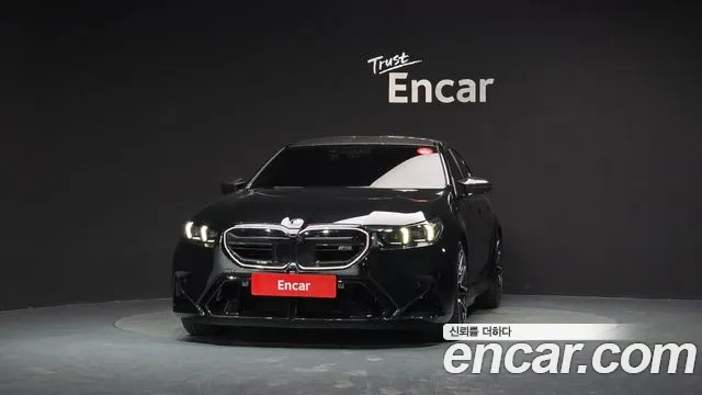 BMW M5 2025 thumb 4