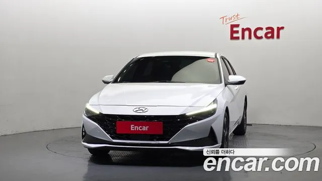 Hyundai Elantra 2022 thumb 7