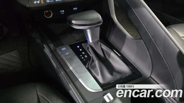 Hyundai Elantra 2022 thumb 8