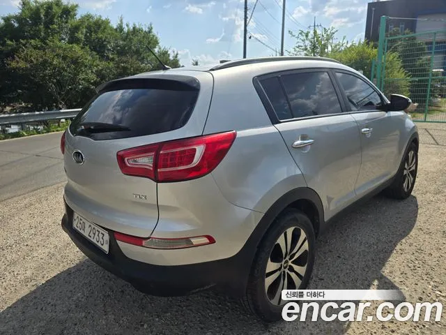 Kia Sportage 2011 thumb 5