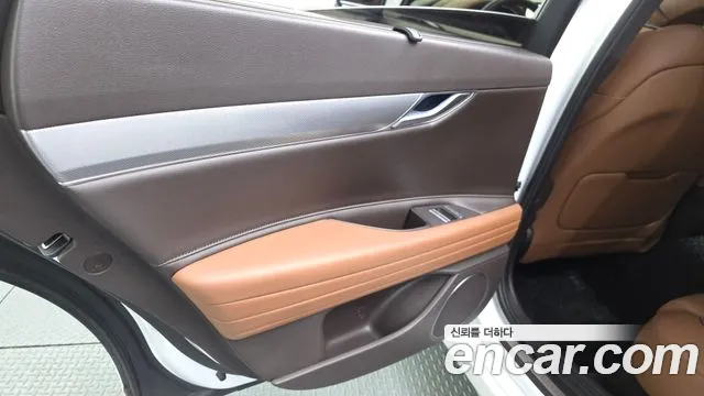 Genesis G80 2021 thumb 12
