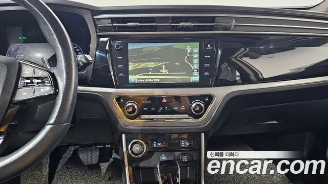 KGM Korando 2019 thumb 4