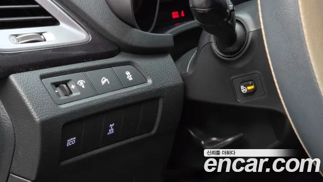 Hyundai Санта Фе 2013 thumb 12