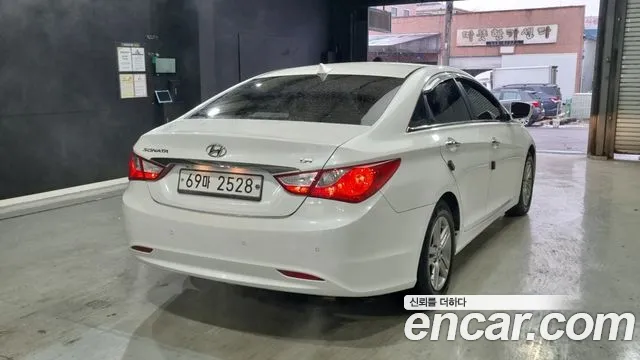 Hyundai Sonata 2014 thumb 12