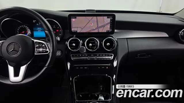 Mercedes-Benz C-Class 2020 thumb 8
