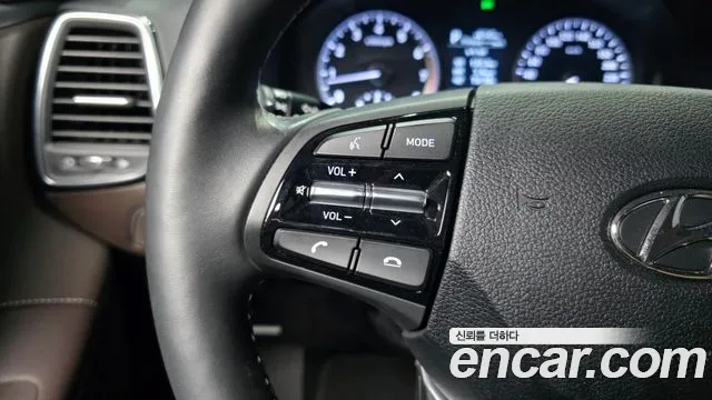 Hyundai Grandeur 2017 thumb 3