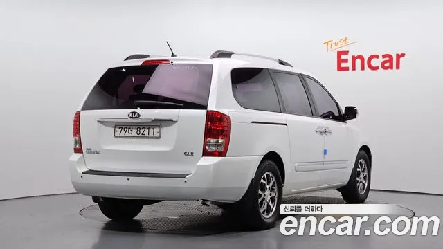 Kia Canival 2014 thumb 2
