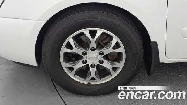 Kia Canival 2014 thumb 6