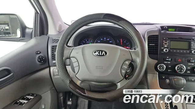 Kia Canival 2014 thumb 3