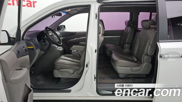 Kia Canival 2014 thumb 8