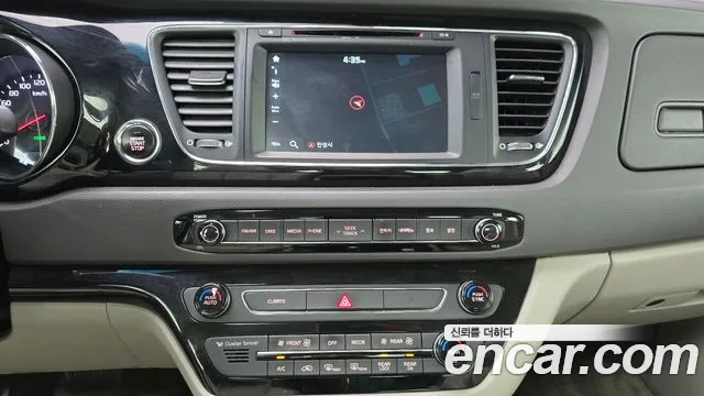 Kia Carnival 2016 thumb 7