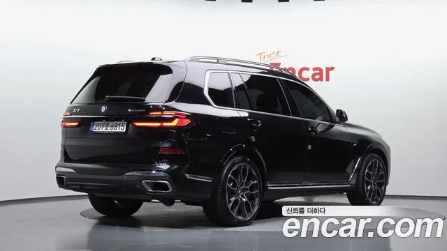 BMW X7 2025 thumb 4