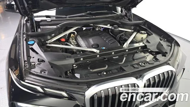 BMW X7 2025 thumb 6