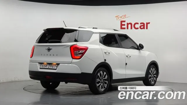 KGM Tivoli Air 2019 thumb 2