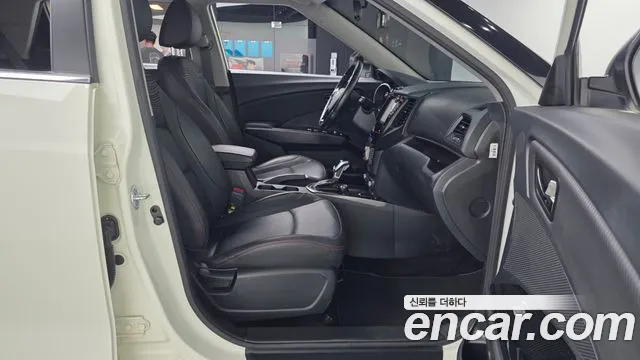 KGM Tivoli Air 2019 thumb 11