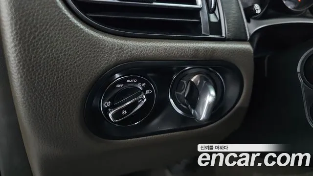 Porsche Macan 2021 thumb 7