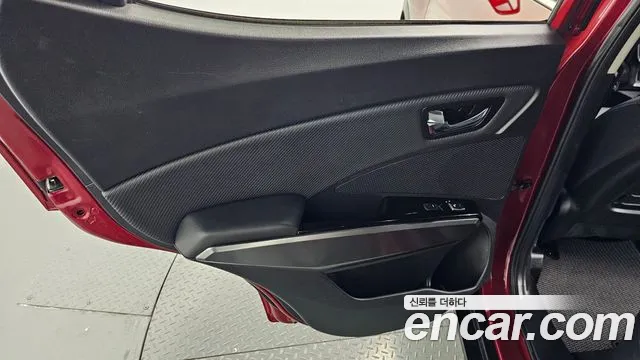 KGM Tivoli 2022 thumb 6