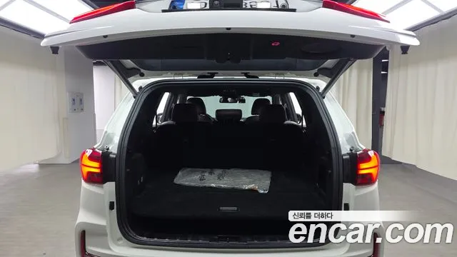KGM Rexton 2022 thumb 11