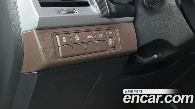 KGM Rexton 2022 thumb 6