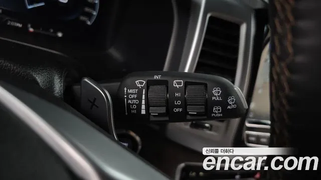 KGM Rexton 2022 thumb 10