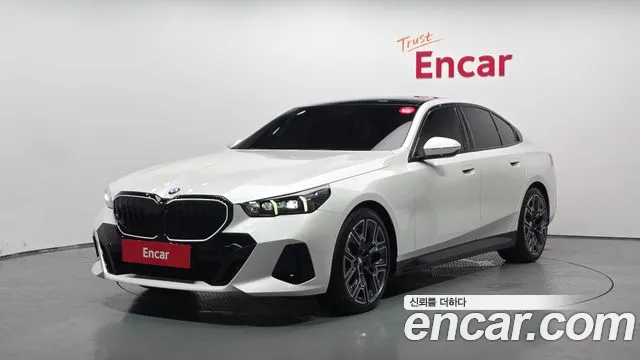 BMW 5 серии 2026 thumb 5