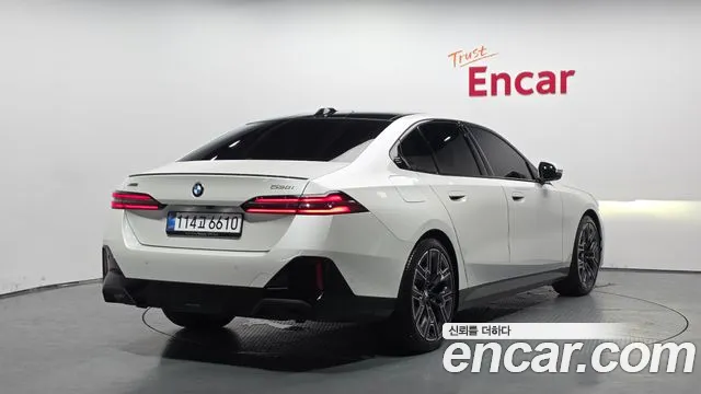 BMW 5 серии 2026 thumb 8