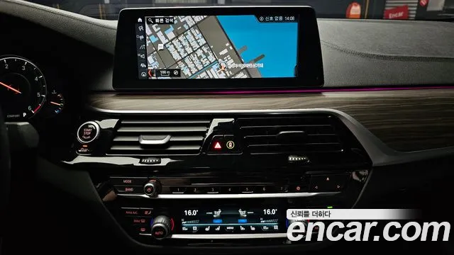 BMW 5 серии 2017 thumb 4