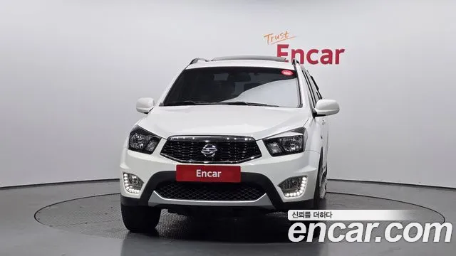 KGM Korando 2015 thumb 5
