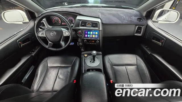 KGM Korando 2015 thumb 6