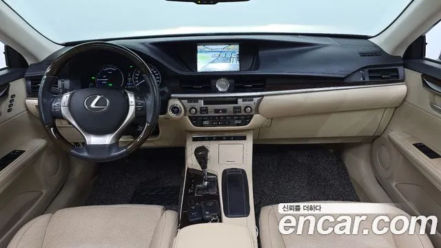 Lexus ES 300h 2013 thumb 7