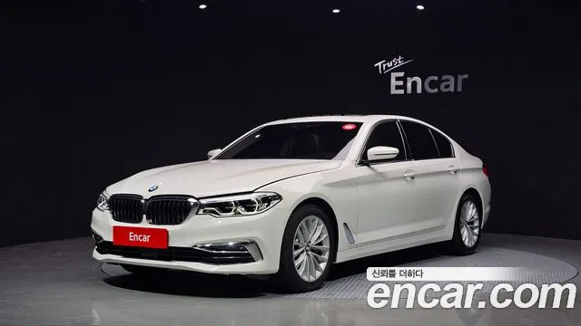BMW 5 серии 2019 thumb 12