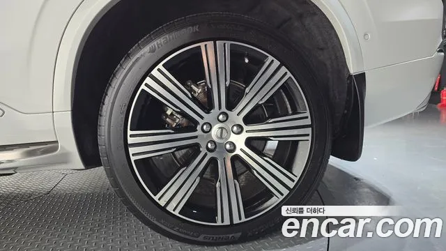 Volvo XC90 2021 thumb 9