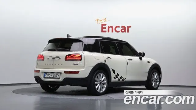 Mini Cooper Clubman 2021 thumb 9