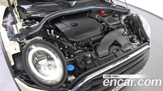 Mini Cooper Clubman 2021 thumb 8