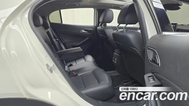 Mercedes-Benz A-Класс 2018 thumb 5