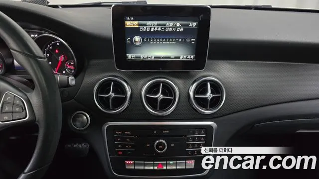 Mercedes-Benz A-Класс 2018 thumb 9