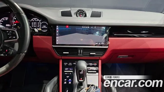 Porsche Cayenne 2020 thumb 3