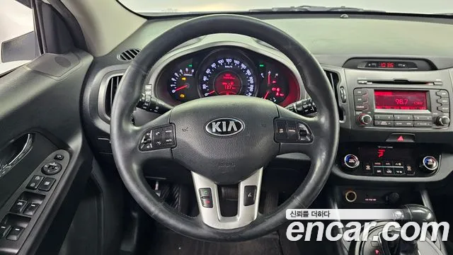 Kia Sportage 2013 thumb 10
