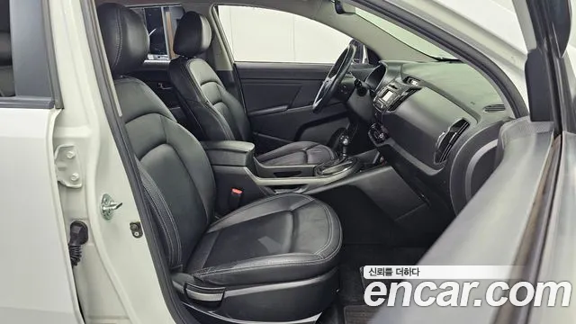Kia Sportage 2013 thumb 11