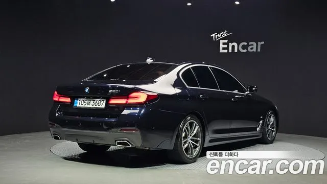 BMW 5 серии 2021 thumb 2